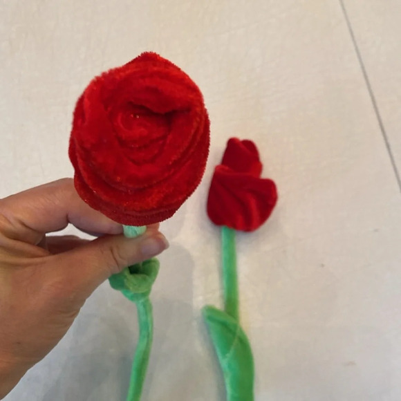 Fabric roses with bendable stem (2) - Picture 7 of 8